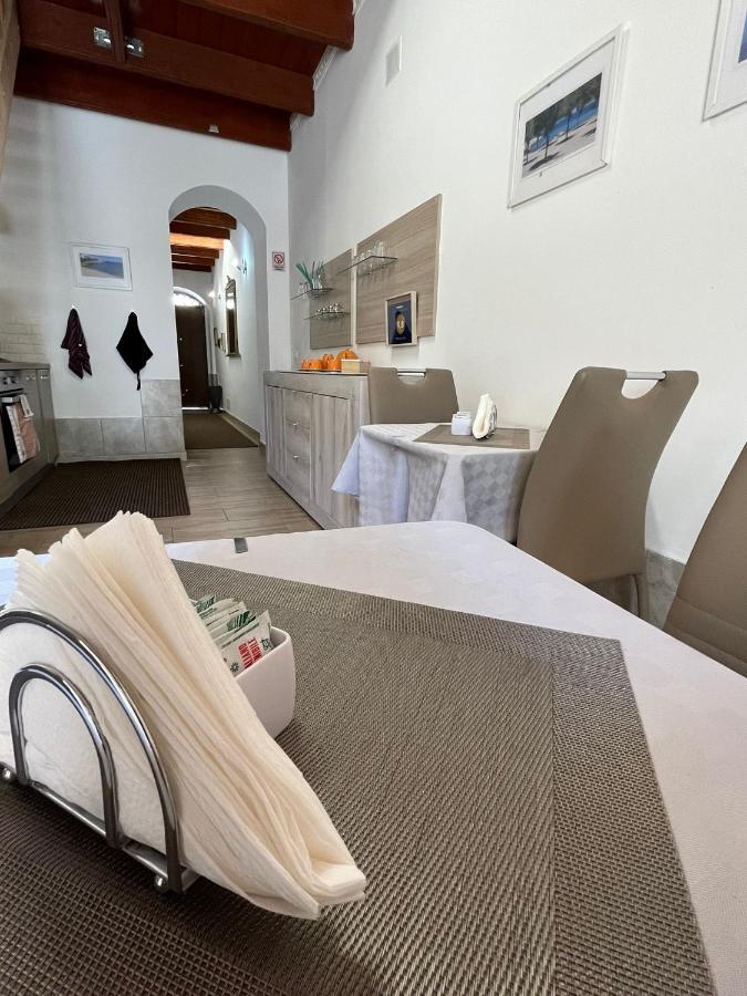 Affittacamere Vicino Al Porto Porto Torres Bagian luar foto